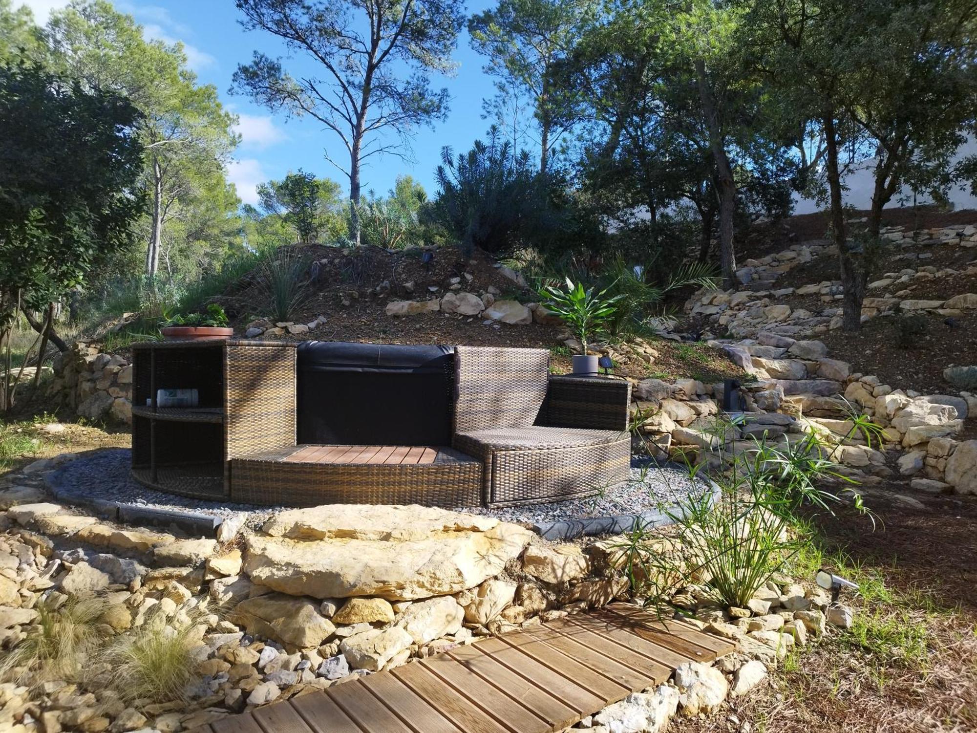 Studio Du Roc Des Garrigues Langlade Buitenkant foto